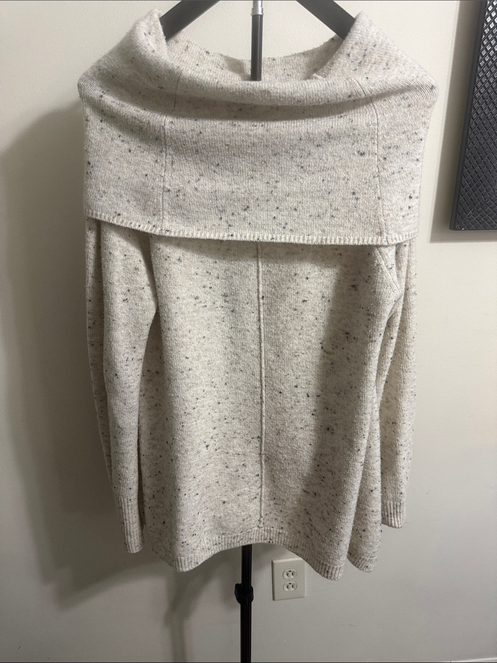 Jessica Simpson Off-the-Shoulder Speckled Cream Sweater